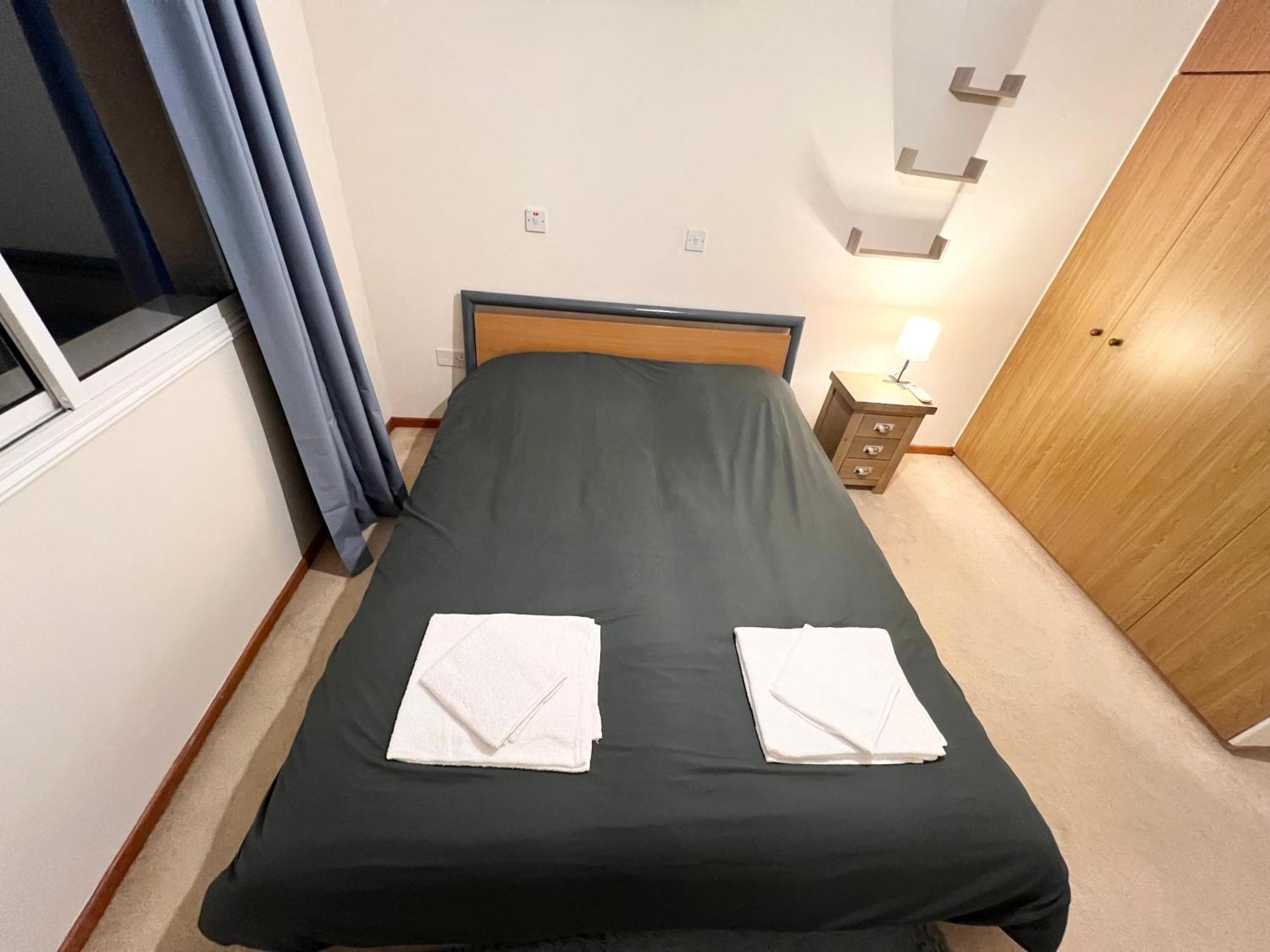 212 Apartment, A 2-Bedroom Escape Paphos Extérieur photo
